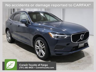 Used 2018 Volvo XC60 T5 Momentum w/ Convenience Package