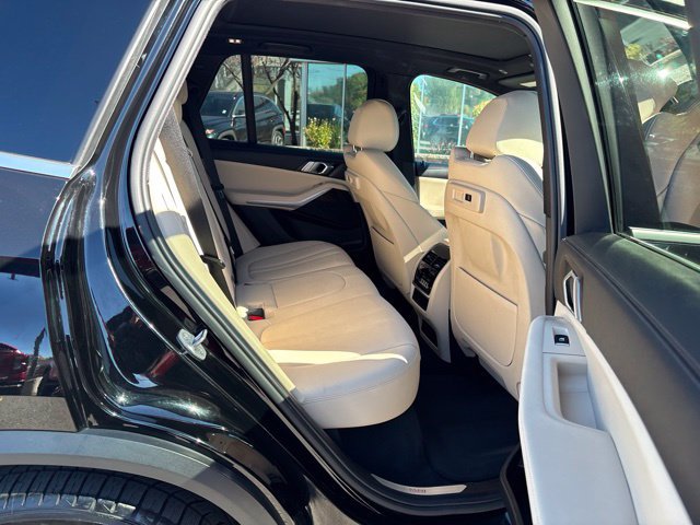 Used 2021 BMW X5 xDrive40i w/ Convenience Package AWD/4WD image 36