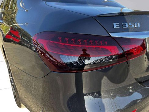 Used 2023 Mercedes-Benz E 350 Sedan image 12