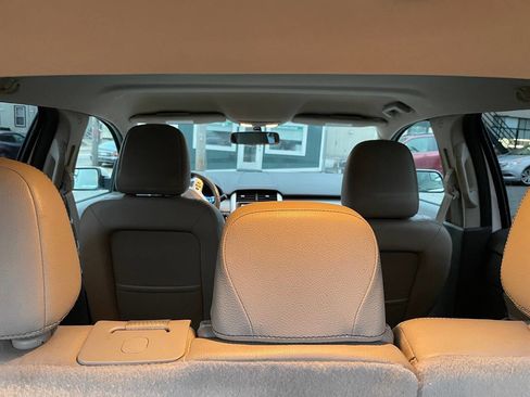 Used 2011 Ford Edge SEL w/ 202A Rapid Spec Order Code image 9