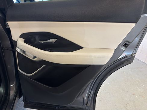 Used 2019 Jaguar E-PACE R-Dynamic S image 26