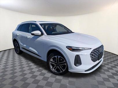 Certified 2025 Audi Q5 Premium w/ Convenience Package