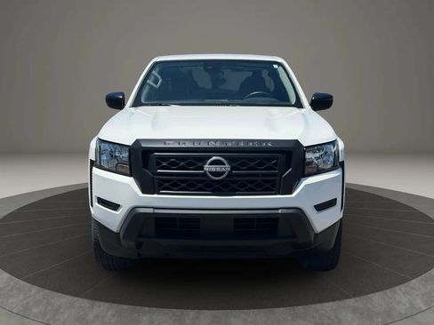 Used 2024 Nissan Frontier S w/ Technology Package RWD image 9