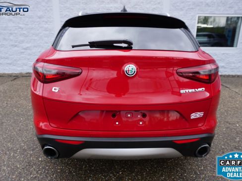 Used 2018 Alfa Romeo Stelvio AWD w/ Cold Weather Package image 15