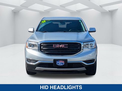Used 2017 GMC Acadia SLE image 8