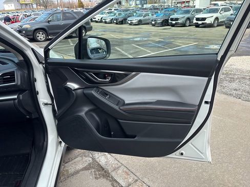 Used 2018 Subaru Crosstrek 2.0i Limited image 8