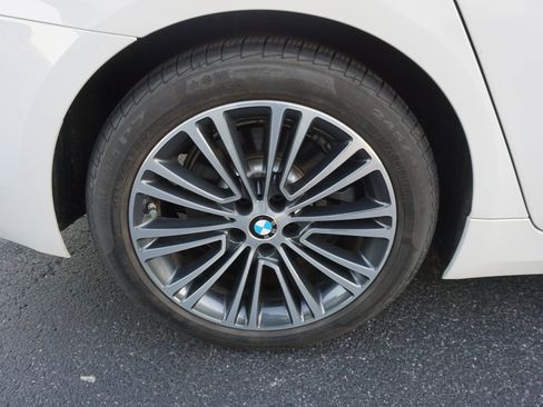 Used 2018 BMW 530i image 29