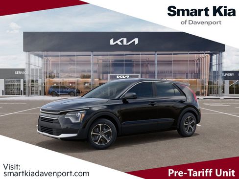 New 2025 Kia Niro LX image 3