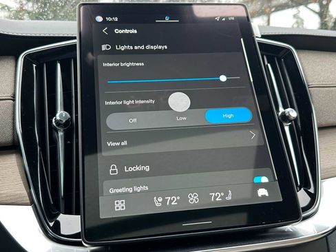 New 2026 Volvo XC90 B6 Plus w/ Protection Package Premier image 33