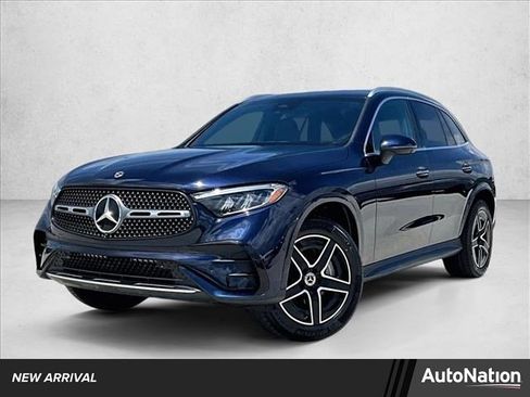 Certified 2024 Mercedes-Benz GLC 300 image 1