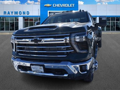 New 2026 Chevrolet Silverado 3500 LTZ w/ LTZ Plus Package image 8