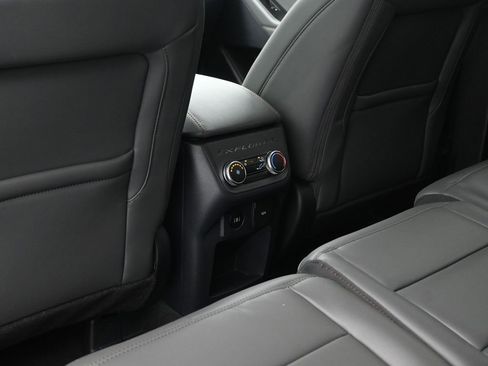 New 2025 Ford Explorer Active w/ Active Comfort Package image 19