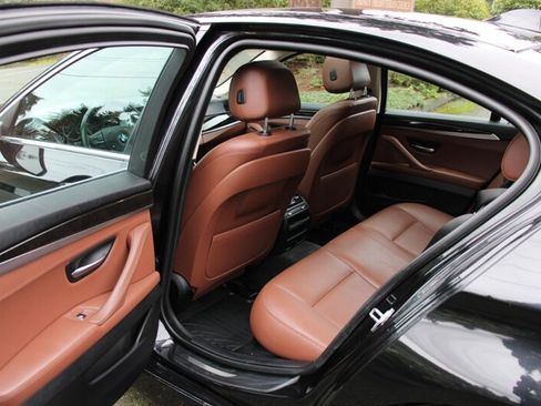 Used 2014 BMW 528i xDrive 528i xDrive image 15