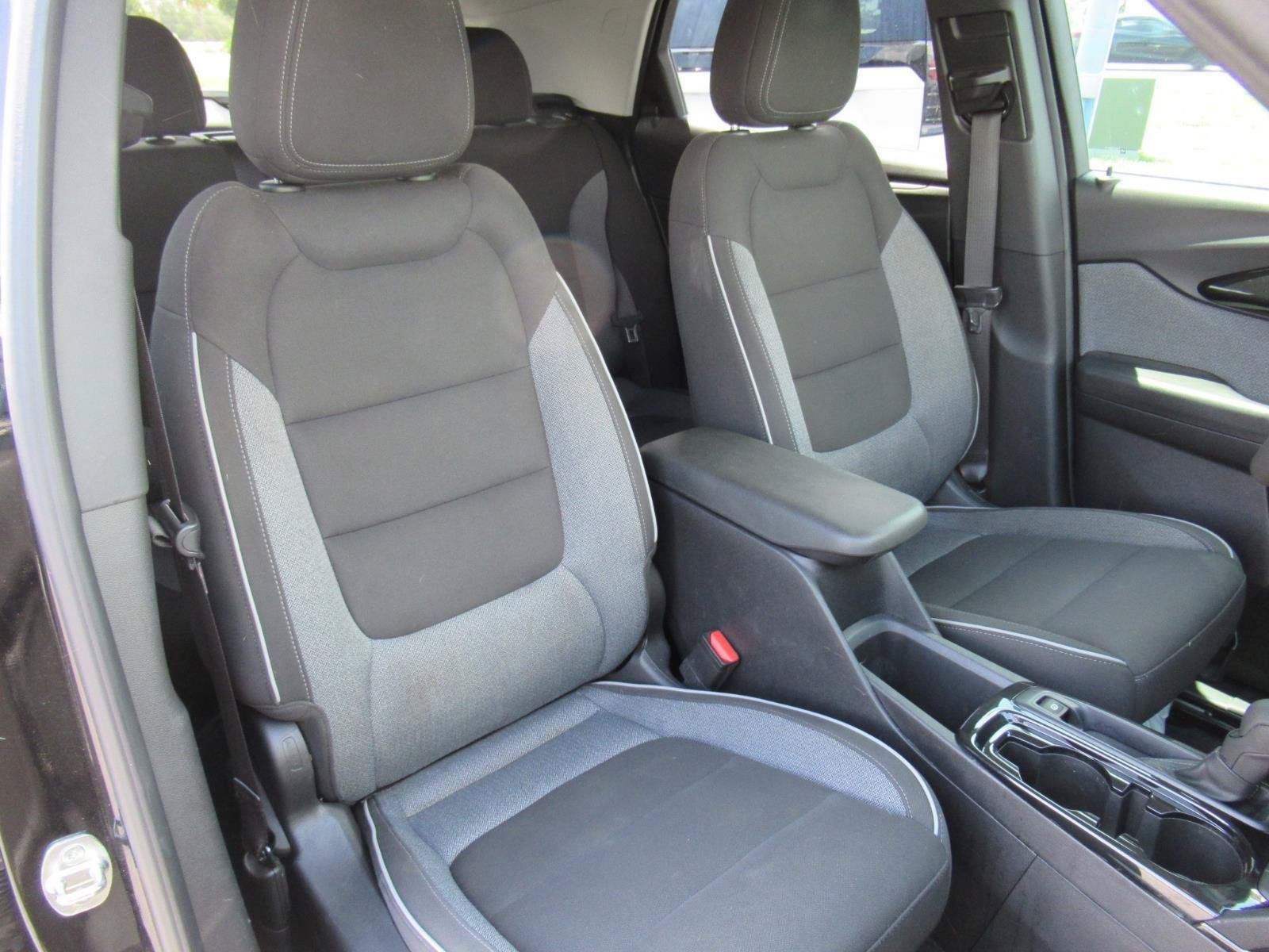 Used 2022 Chevrolet TrailBlazer LT FWD image 10