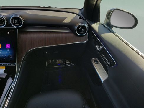 Certified 2026 Mercedes-Benz GLC 300 image 15