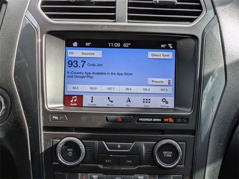 Certified 2018 Ford Explorer XLT w/ Equipment Group 202A image 17