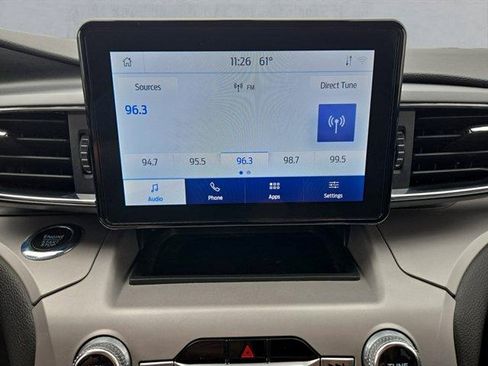 Certified 2023 Ford Explorer XLT w/ Equipment Group 202A AWD/4WD image 18