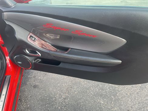 Used 2010 Chevrolet Camaro SS image 12