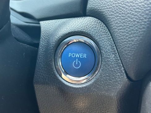 Used 2022 Toyota RAV4 XLE Premium AWD/4WD image 27