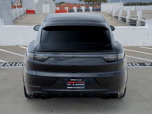 Used 2023 Porsche Cayenne GTS AWD/4WD image 13