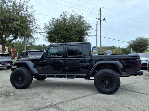 Used 2023 Jeep Gladiator Rubicon w/ Cold Weather Group image 4