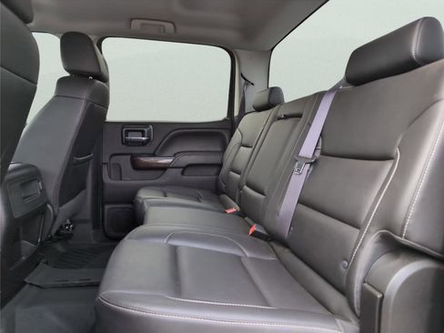 Used 2016 GMC Sierra 2500 SLT w/ Duramax Plus Package image 24