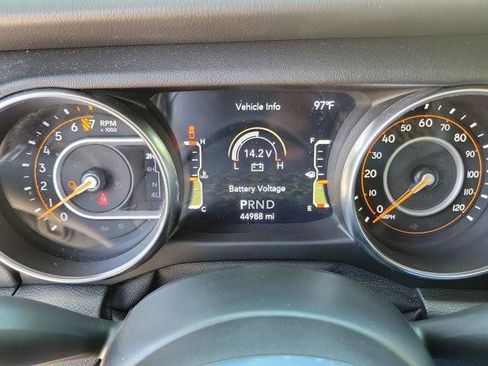 Used 2021 Jeep Gladiator Overland AWD/4WD image 23