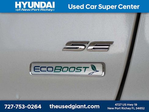 Used 2014 Ford Fusion SE FWD image 12