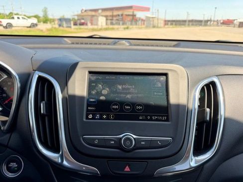 Used 2019 Chevrolet Equinox LT AWD/4WD image 13