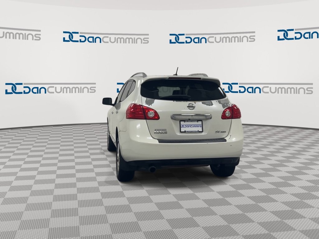 Used 2013 Nissan Rogue SV AWD/4WD image 7