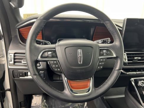 Used 2024 Lincoln Navigator L Reserve image 22