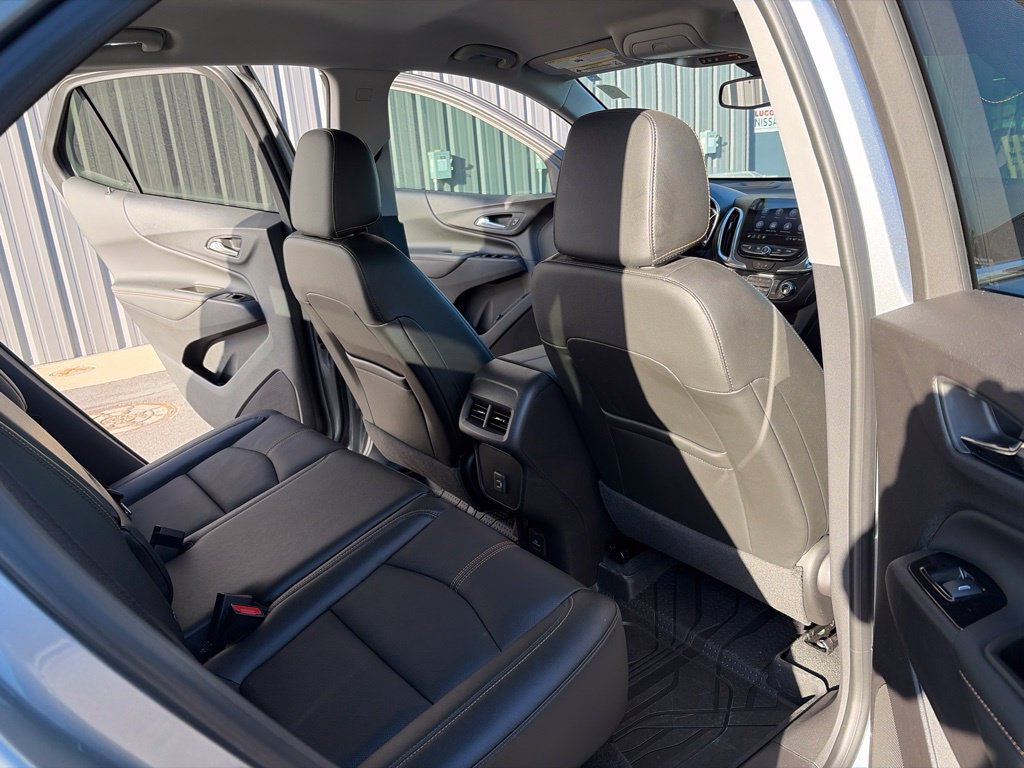 Used 2024 Chevrolet Equinox Premier FWD image 30