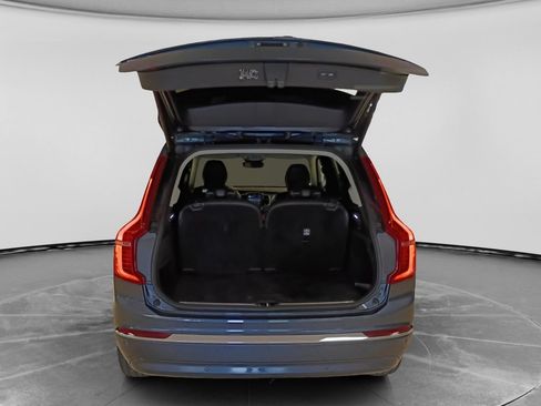 Used 2023 Volvo XC90 T8 Plus AWD/4WD image 6