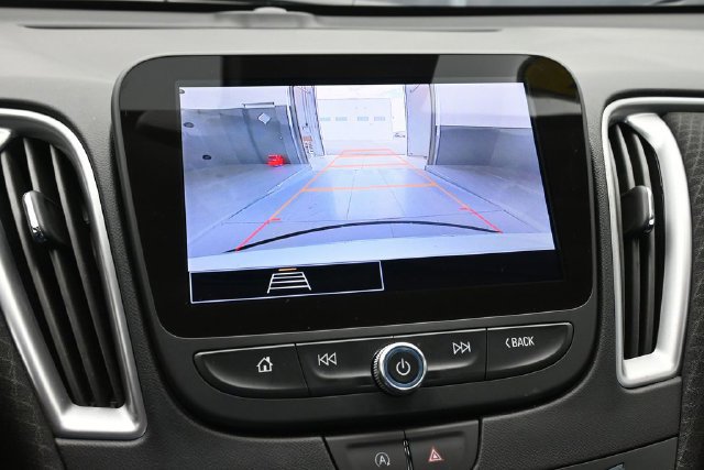 Used 2025 Chevrolet Malibu LT FWD image 39