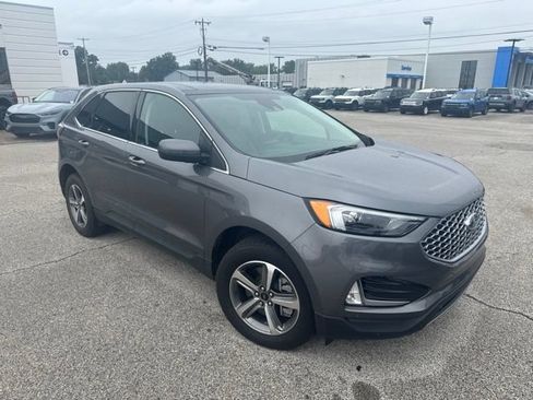 Used 2024 Ford Edge SEL w/ Convenience Package AWD/4WD image 5