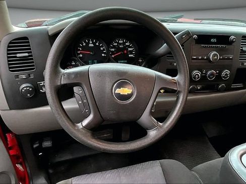 Used 2010 Chevrolet Silverado 1500 W/T w/ LS Package RWD image 9