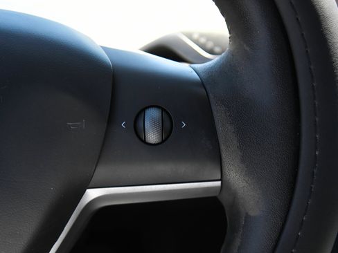 Used 2023 Tesla Model 3 Standard Range RWD image 27