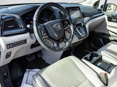 Used 2023 Honda Odyssey Elite image 10