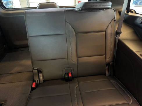 Used 2022 GMC Yukon Denali AWD/4WD image 28