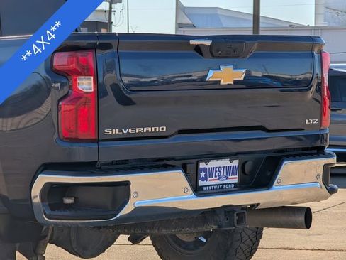 Used 2022 Chevrolet Silverado 2500 LTZ w/ LTZ Premium Texas Edition image 6