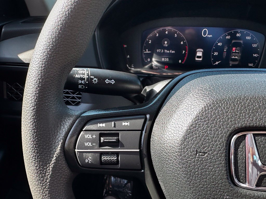 Used 2023 Honda Accord LX image 32