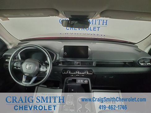 Used 2025 Honda Pilot EX-L image 17