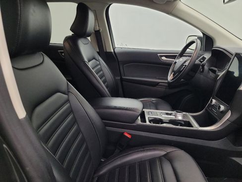 Used 2024 Ford Edge SEL image 21