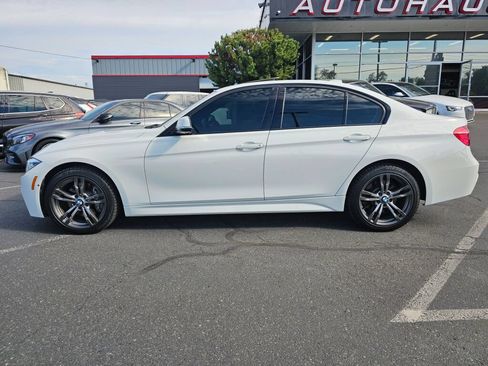 Used 2017 BMW 330i xDrive Sedan AWD/4WD image 2