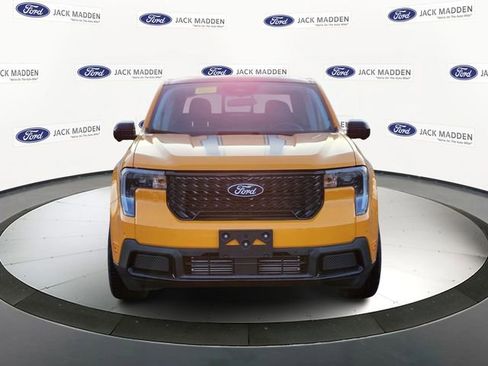 New 2026 Ford Maverick Lariat w/ Black Appearance Package AWD/4WD image 8