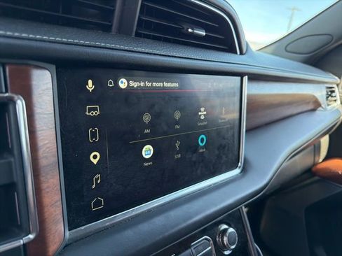 Used 2023 GMC Yukon Denali Ultimate AWD/4WD image 25