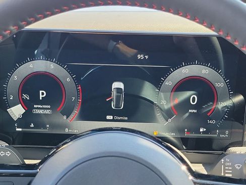 New 2026 Nissan Kicks SR w/ SR Premium Package FWD image 8