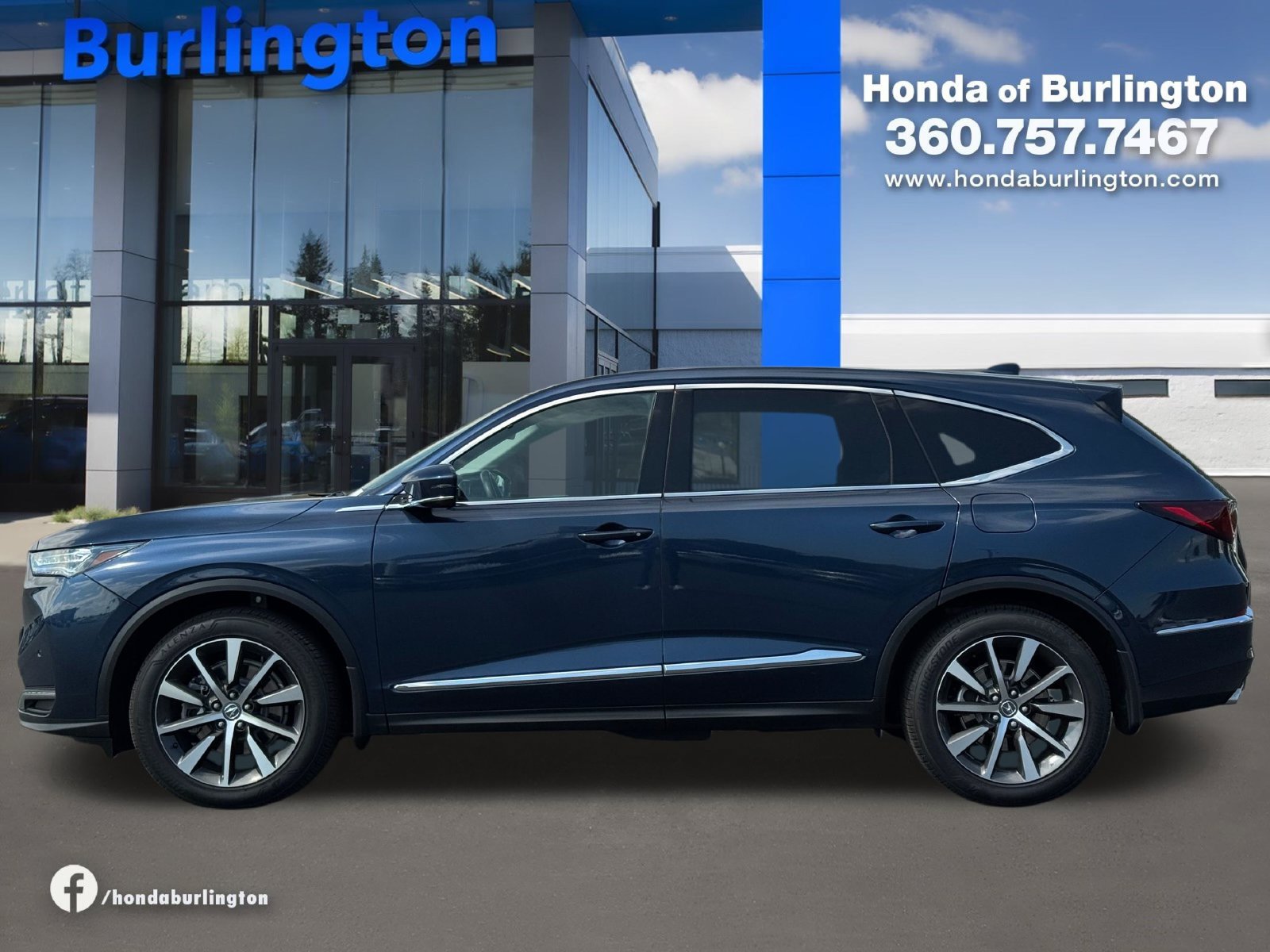 Used 2025 Acura MDX w/ Technology Package AWD/4WD image 3