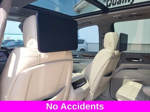 Used 2021 Cadillac Escalade Premium Luxury Platinum AWD/4WD image 2