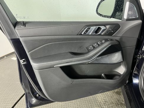 Certified 2025 BMW X5 M60i w/ Executive Package image 10